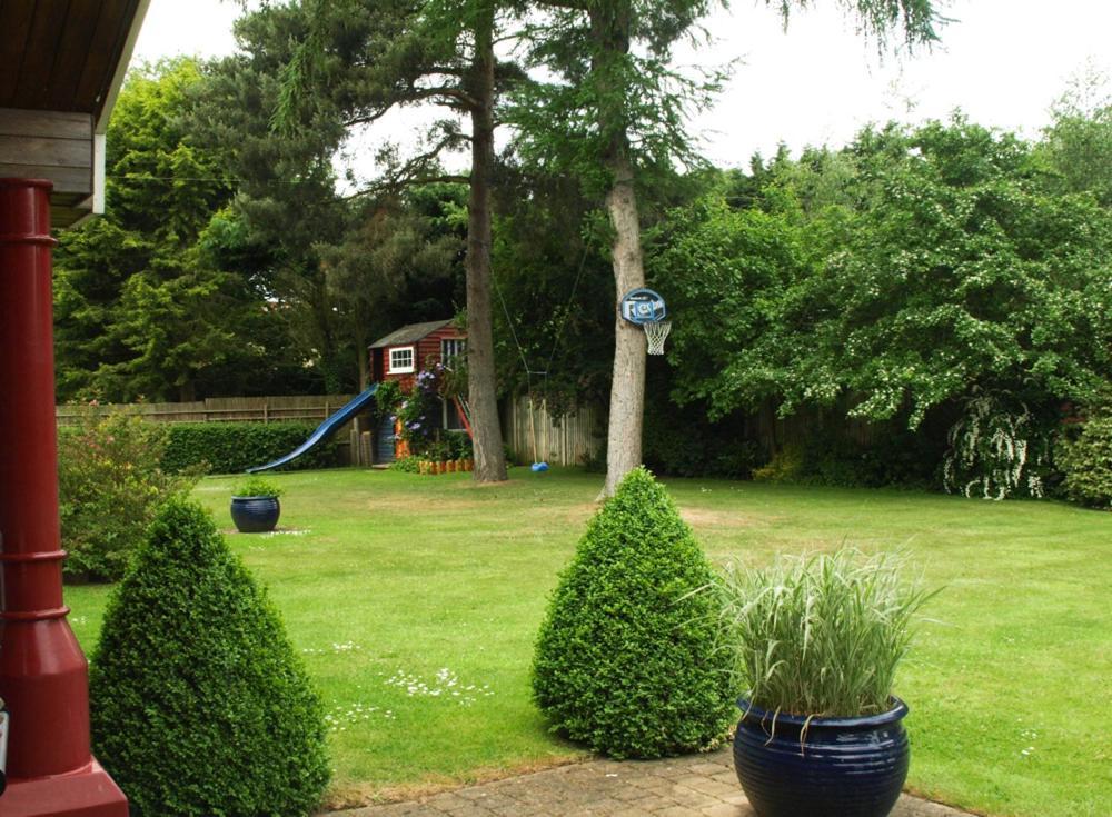 Surlingham Lodge Garden Cottage In Rspb Village Near NWI Dış mekan fotoğraf